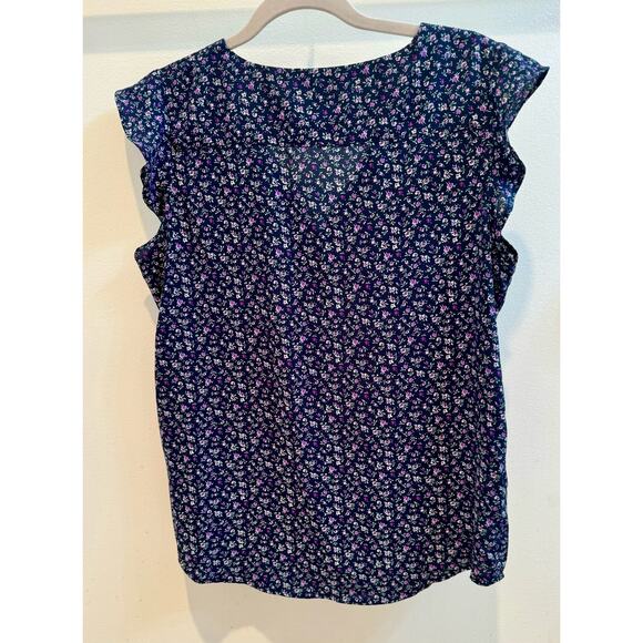 Fun 2 fun flutter sleeves size M navy top with small purple flowers - Picture 1 of 4